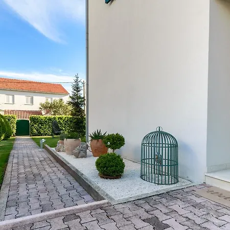 Kuca Za Odmor Kuzmanic Kastela